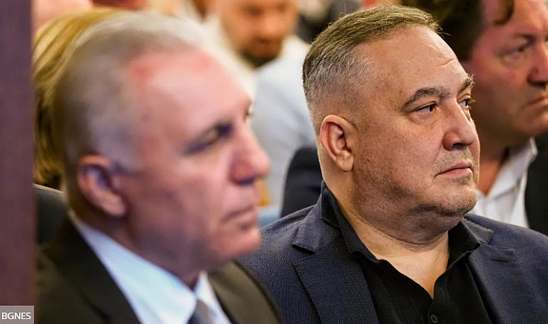 На нея беше оставката на Фурнаджиев Той обаче остава част