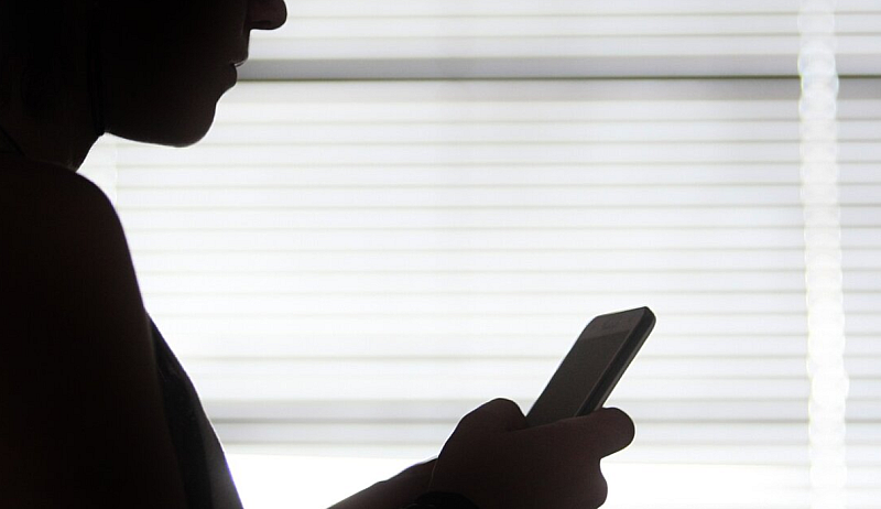 Жертвите се подтикват да теглят големи кредити или да изтеглят