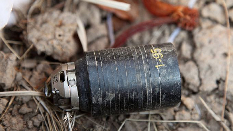 Касетъчните боеприпаси са забранени от над 100 държави включително Испания