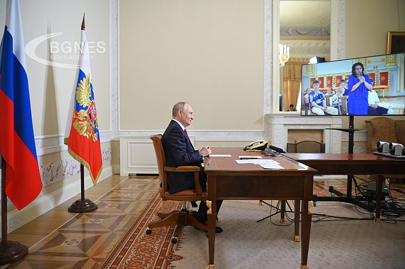 Путин обяви че ще се кандидатира за президент на изборите