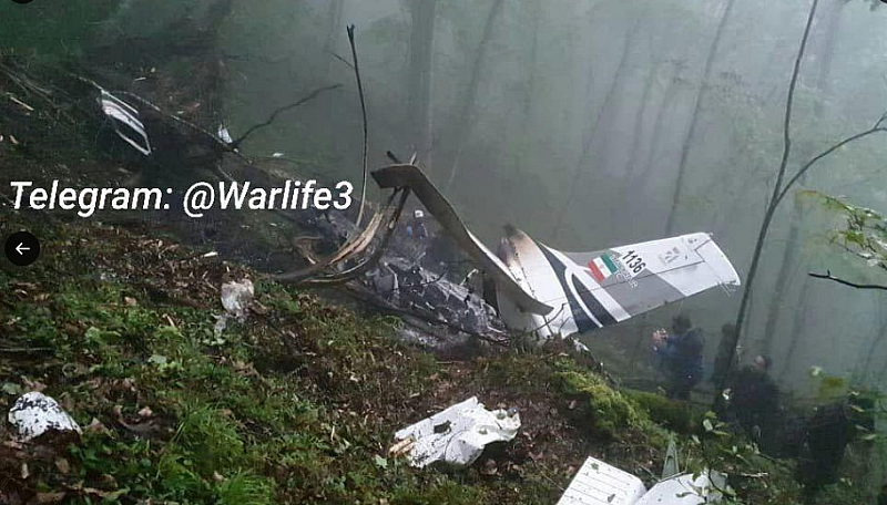В катастрофа с хеликоптер загинаха външният министър Амир Абдолахиан  ръководителят на