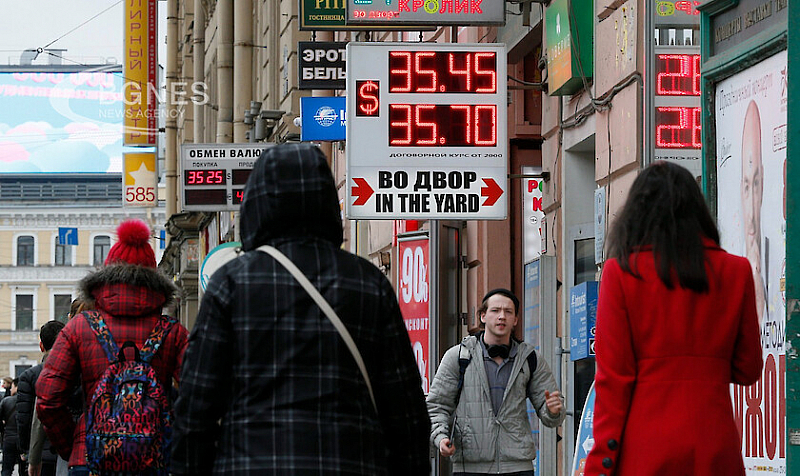 Според официалните данни Русия е изпаднала в рецесия тъй като