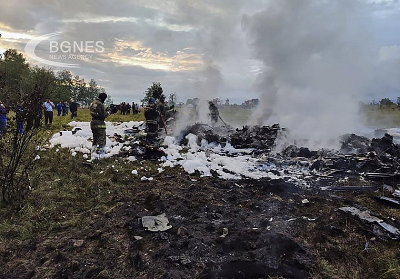 Както припомня Notepad останките на жертвите на самолетната катастрофа в Тверска