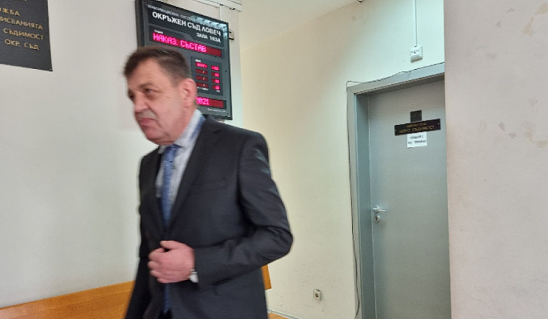 Съдът призна за виновен Антонио Маринов за това че в