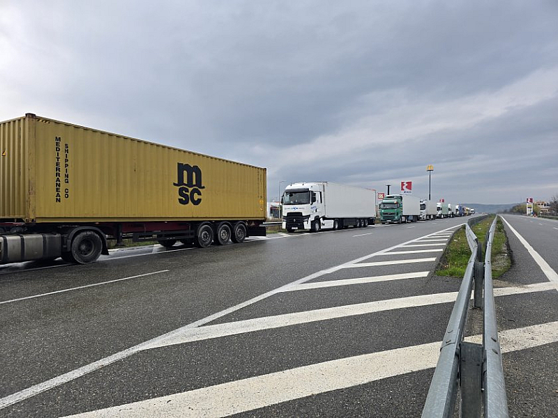 Сутринта в петък ситуацията на границата с южната ни съседка