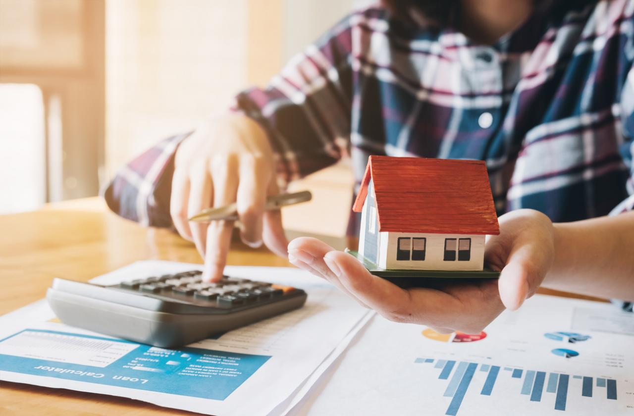 Общият показател за доверие на потребителите през първия месец на