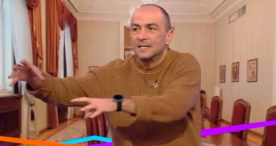 Това е тежка простащина категоричен беше Златарев Той допълни че