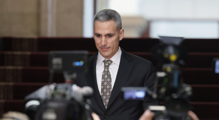 Провеждал съм разговорите самостоятелно нося цялата отговорност за всички министри