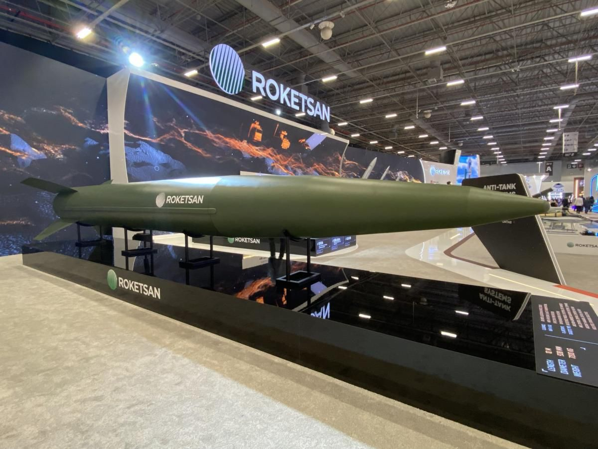 Отбелязва се че балистичната ракета е цяла серия ракети с