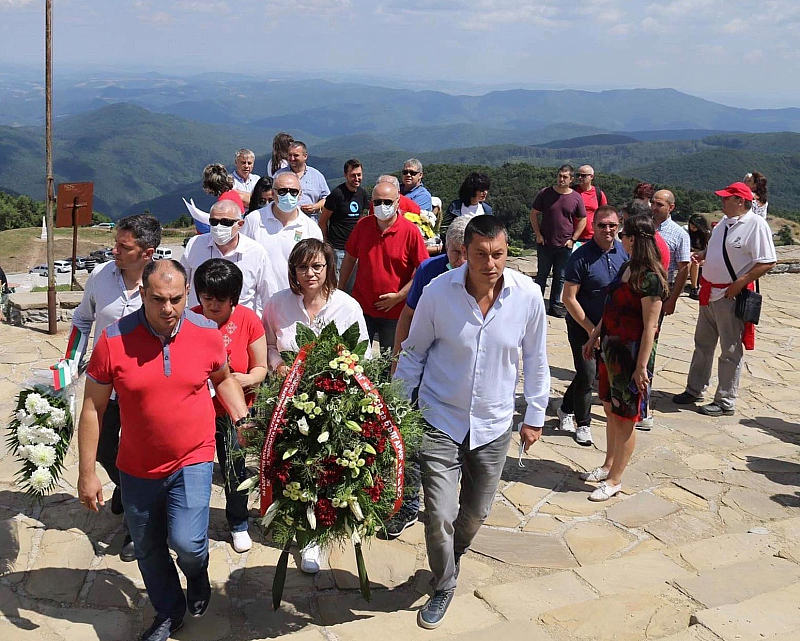 Шипка е най високият връх на българското достойнство написа в страницата