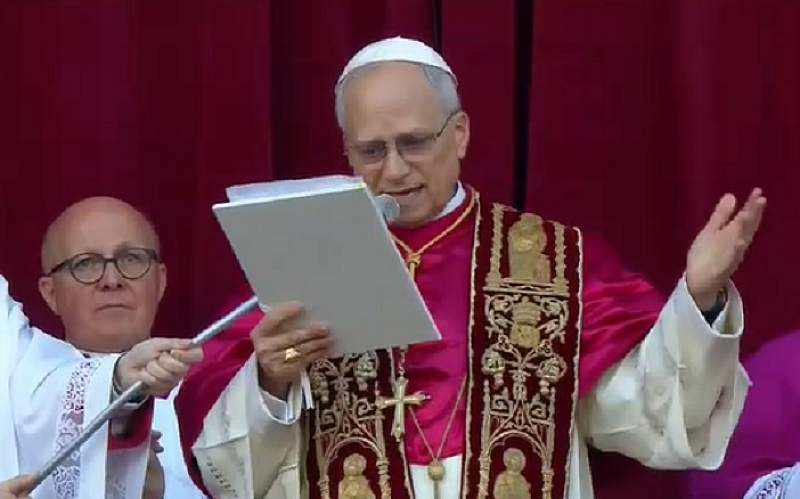 Робърт Франсис Превост 69 г   е роден в Чикаго   Удостоен