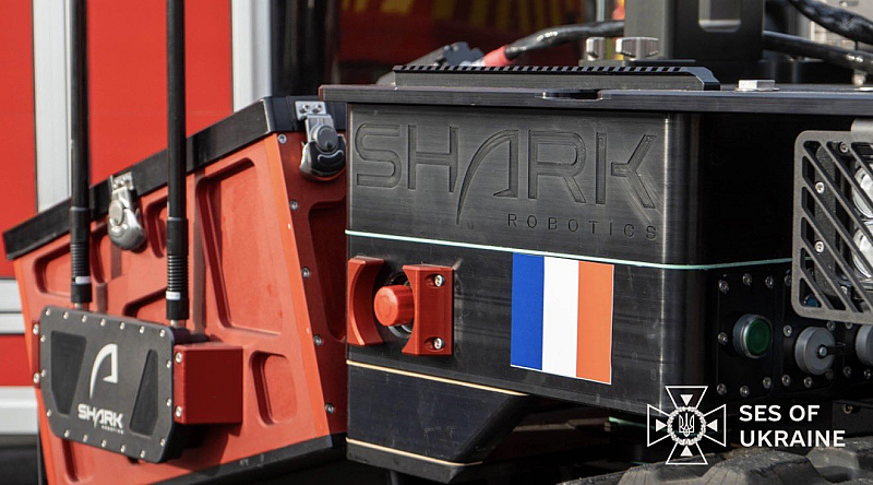 Роботите са разработени в тясно сътрудничество с френската пожарна служба