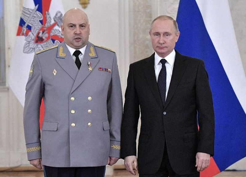 55 годишният Суровикин досега бе главнокомандващ на въздушно космическите сили на Русия