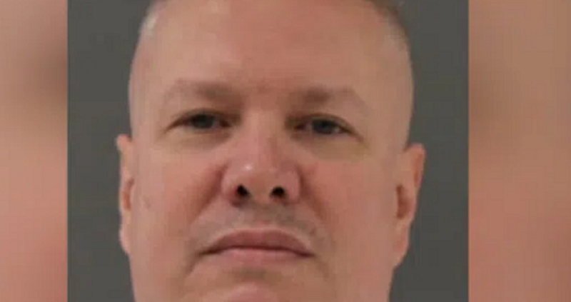 Чарлз Виктор Томпсън почина в 18 50 ч местно време