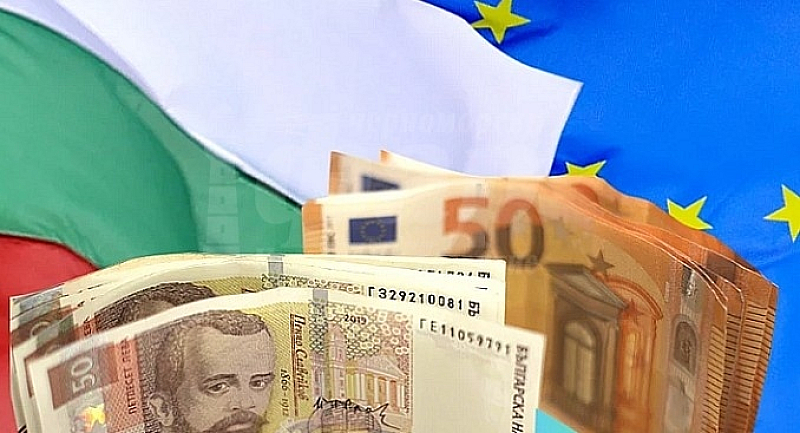 Всички левове в банкноти и монети останали в населението спокойно