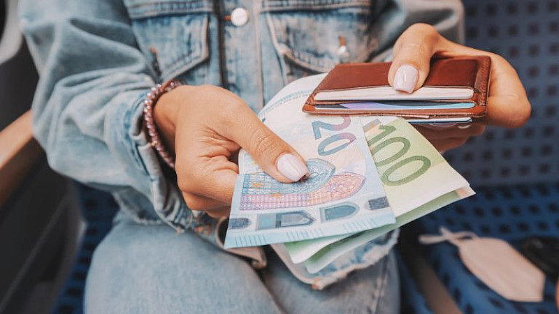 През периода на двойно обращение ще виждате сумите за услугите