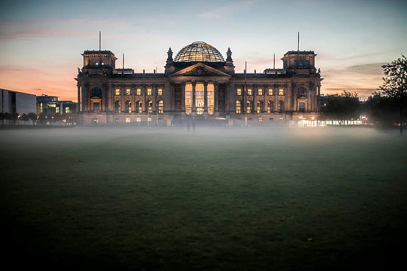 Какво най много тревожи европейците  Проучване на FGS Global установи