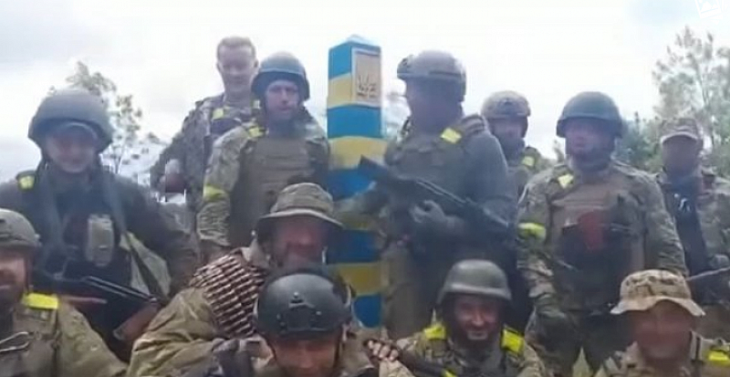 Той отбелязва Украинските военни показаха видео на границата с Русия