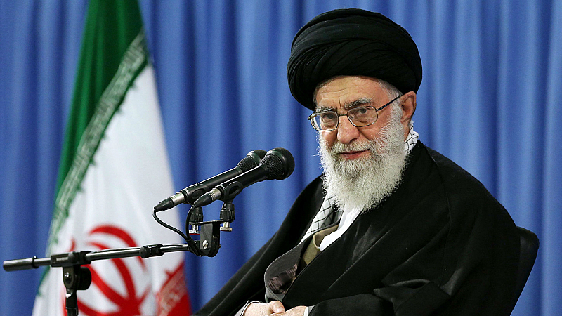 Върховният духовен лидер на Иран аятолах Али Хаменей нарече президента