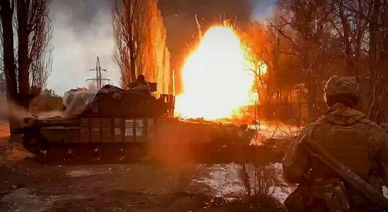 Руските сили провеждат сравнително ограничени настъпателни операции по руско украинската
