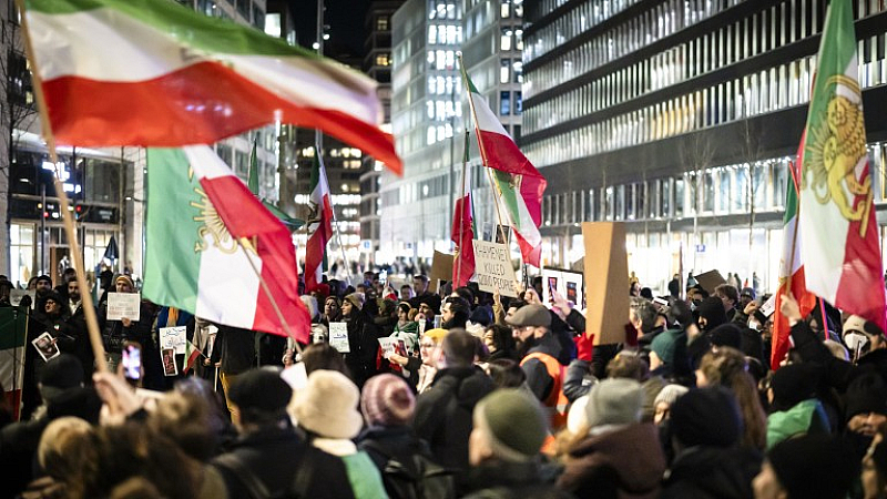 Близки на 26 годишния Ерфан Солтани задържан при протестите в