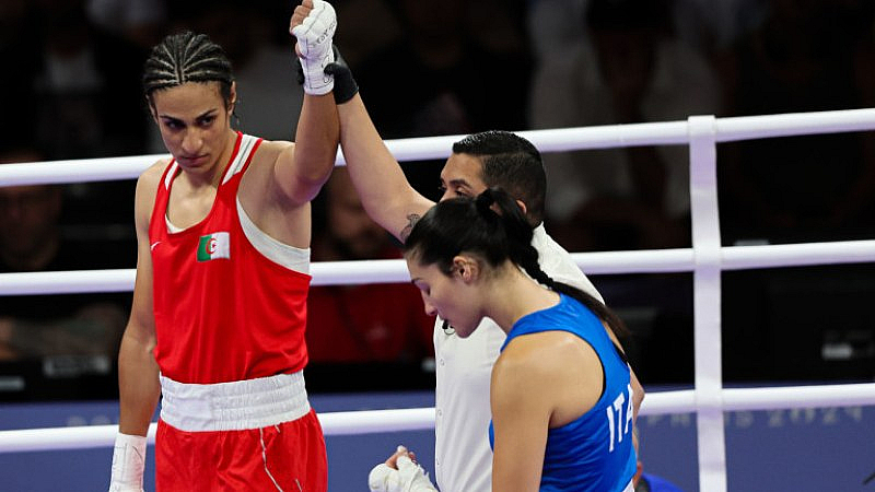 Италианката се разплака и поиска да се откаже с думите