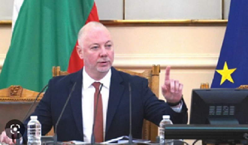 Желязков бе председател на 49-ото народно събрание до предпоследния му
