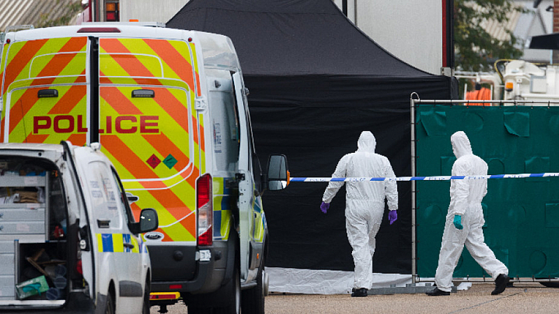 39 те тела открити в камиона ковчег вчера в Англия са на
