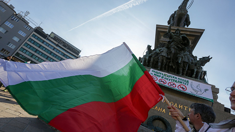 Предвидено е и шествие в София, което да тръгне довечера