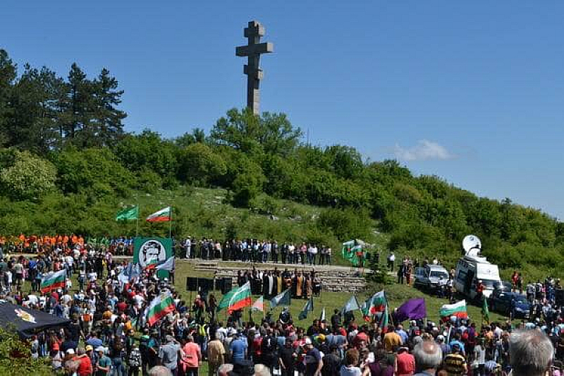 На връх Околчица ще се проведе традиционното всенародно поклонение като