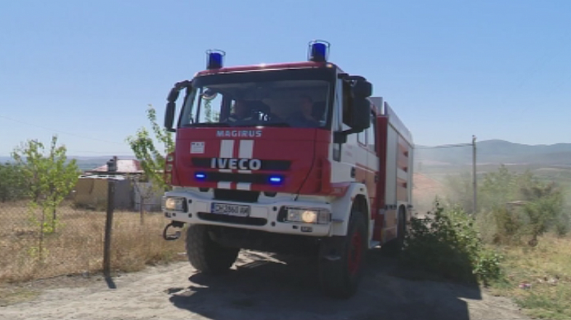 Пожар избухна в Сакар планина, на границата на областите Хасково