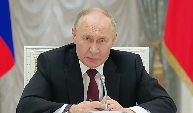  Изданието смята че шансовете Тръмп да сложи край на войната