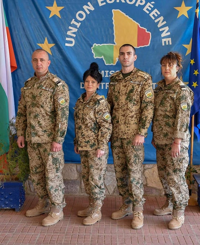 Български военни медици посрещат Деня на храбростта и празник на