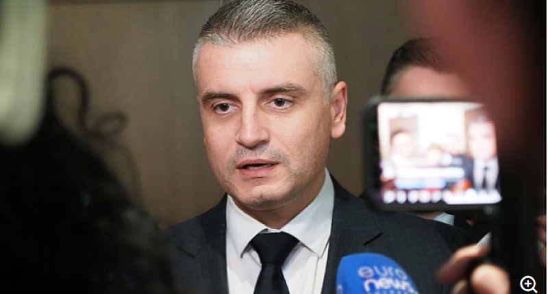 Депутатът от Борислав Гуцанов от БСП призова докладът да влезе