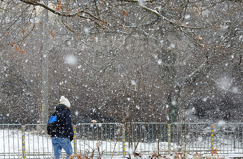 Температурите са в интервала от 5°С до 7°С Времето над