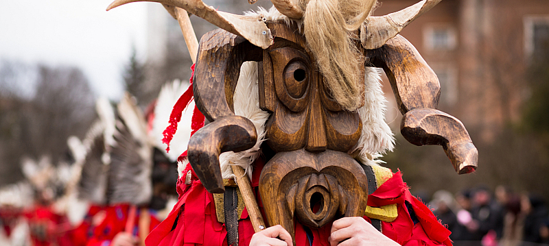 За много от участниците Сурва не е просто фестивал а