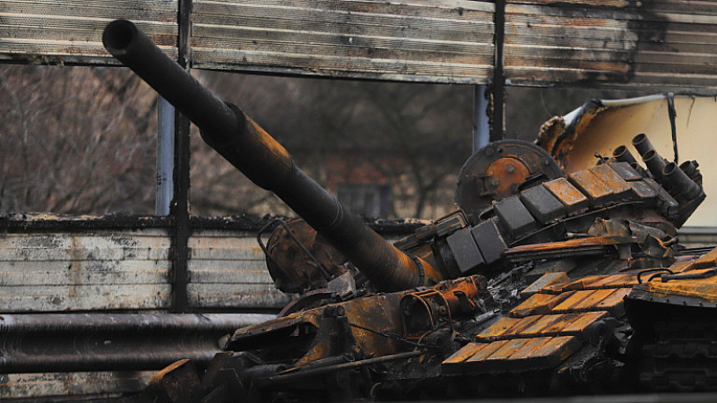 Огромен брой снаряди и мини са били изстреляни по Украйна