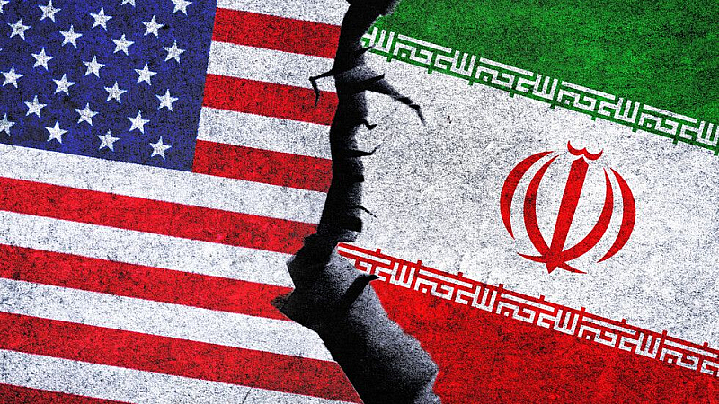 Междувременно Техеран предупреди че ще отвърне на удара ако бъде