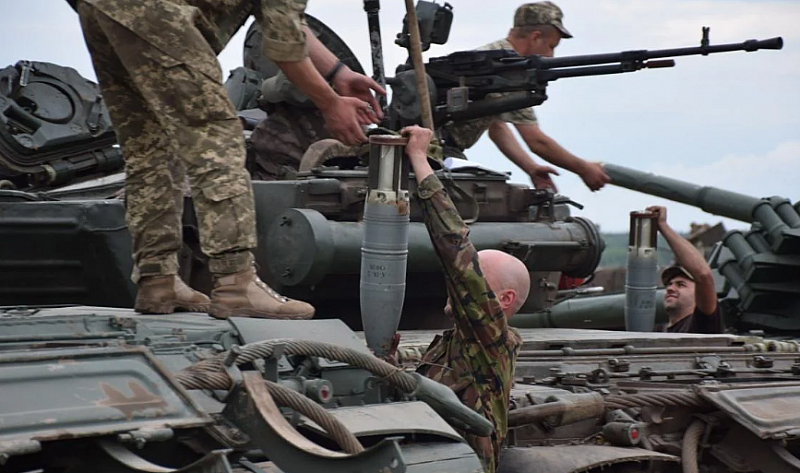 По специално въоръжените сили на Украйна продължават да атакуват понтонни прелези
