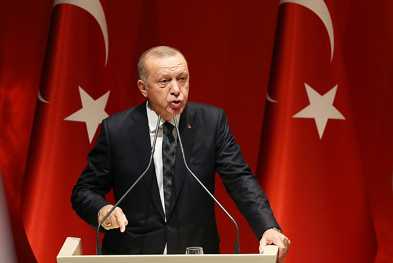 Ердоган все пак е фаворит Той обеща нова ера обединяваща