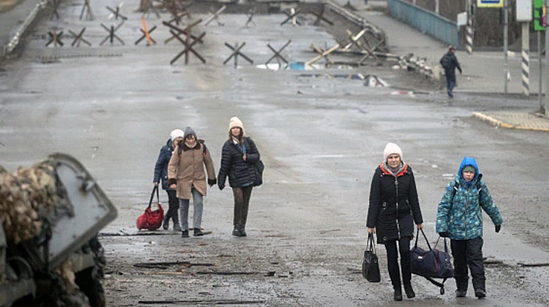 Цивилните граждани са избягали сами от обсадения украински град разположен