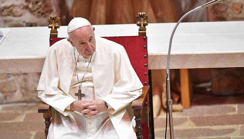 Папа Франциск беше в клиниката Джемели с респираторна инфекция по късно