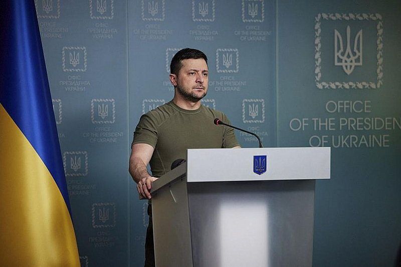 Помолен да коментира на пресконференция с пристигналия в Киев полски
