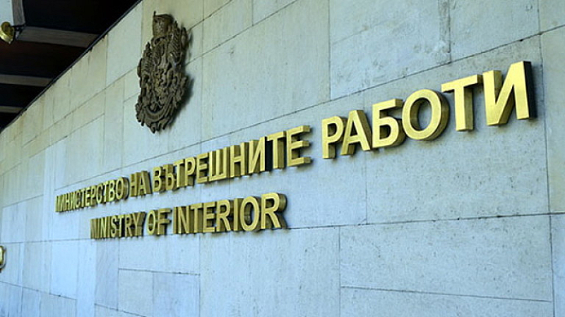 До момента Андонов се намира в помощното звено на пряко подчинение