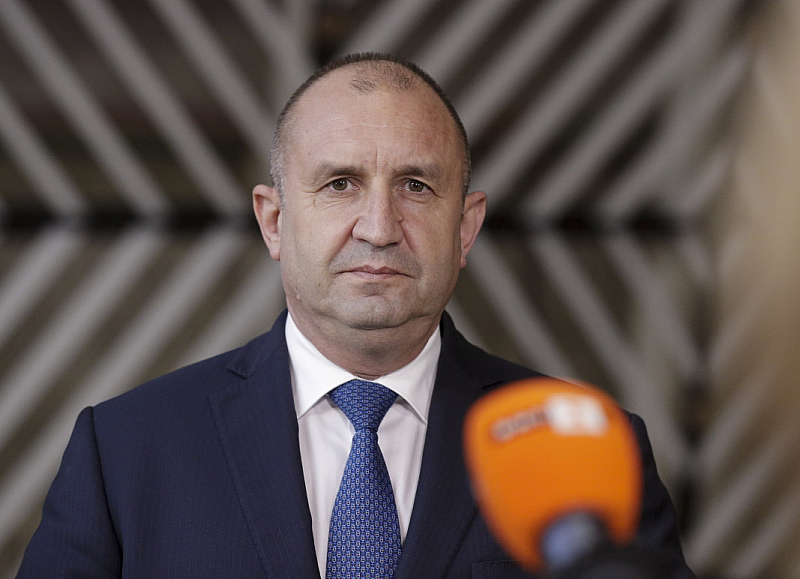 Президентът Румен Радев каза че се е удвоил резервираният капацитет
