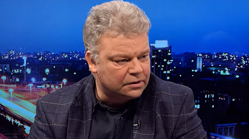 Това е една антилиберална антидемократична траектория по която много държави