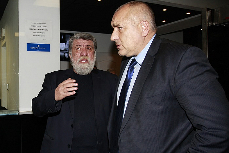 От парламентарната група на БСП поискаха министъра на отбраната Тодор