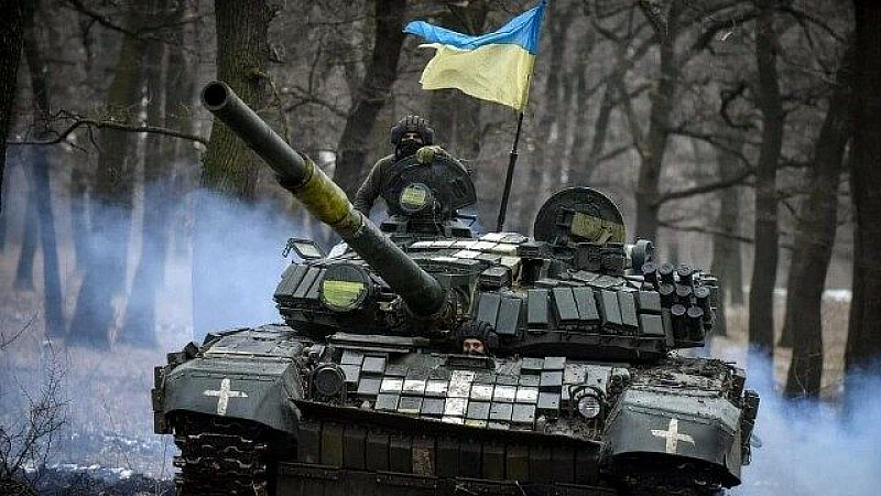 Както пише изданието украинските войски в сряда вечерта засилиха атаките