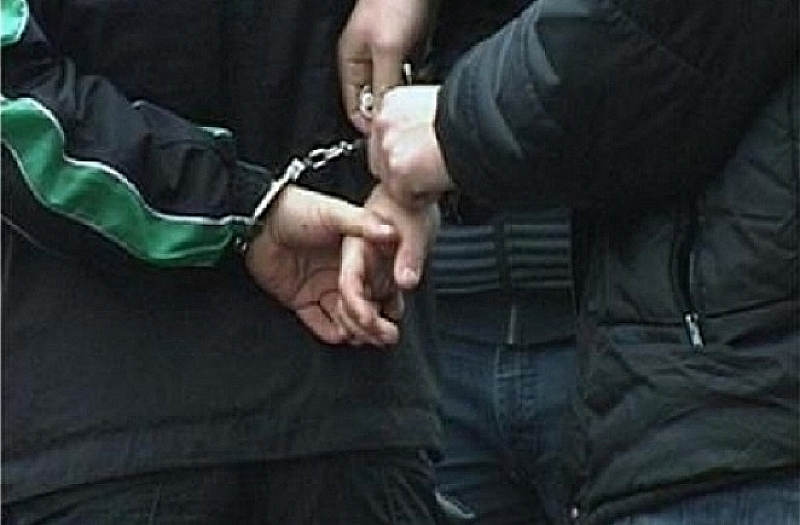 Полицията в Солун съобщи че е разкрита престъпна група за