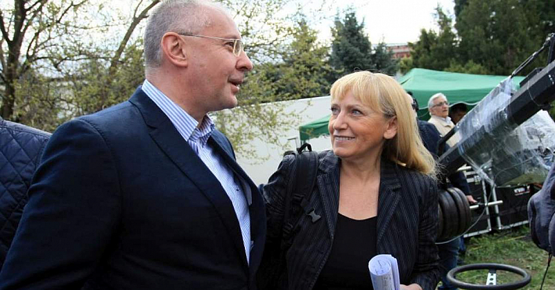 Председателят на Партията на европейските социалисти Сергей Станишев и Елена